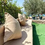 Hotel Lacivert Sefacamlik